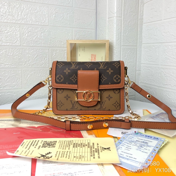 ルイヴィトンバッグ正面デザイン